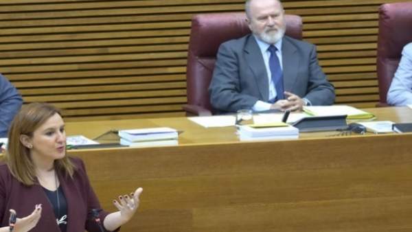 El Consell paga 8 milions de multa per la "mala gestió" de fons europeus educatius en època del PP, segons Compromís El Consell paga 8 milions de multa per la "mala gestió" de fons europeus educatius en època del PP, segons Compromís