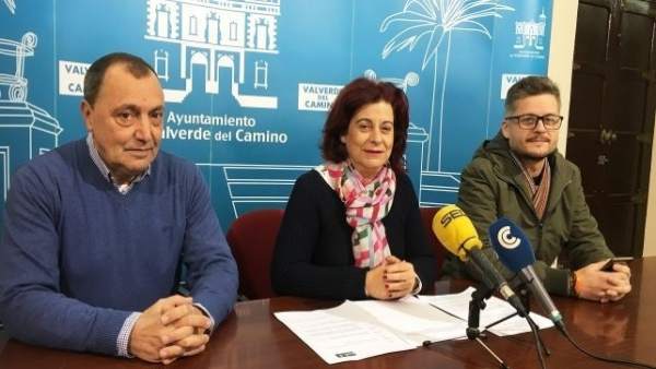 Mª Carmen Castilla, edil en el Ayuntamiento de Valverde del Camino. Mª Carmen Castilla, edil en el Ayuntamiento de Valverde del Camino.
