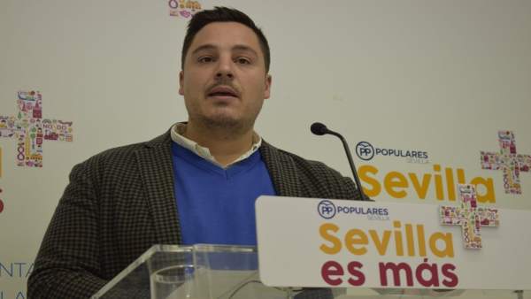 José Luis García. José Luis García.