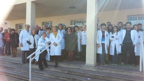 Concentración en repulsa a agresión a sanitaria Concentración en repulsa a agresión a sanitaria