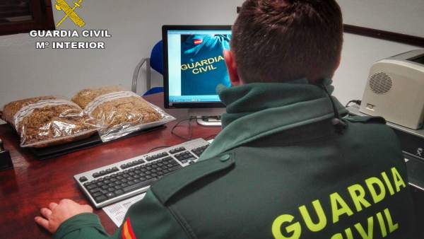 Remitiendo Np Opc Huelva 'La Guardia Civil Interviene 2 Kg. De Picadura De Tabac Remitiendo Np Opc Huelva 'La Guardia Civil Interviene 2 Kg. De Picadura De Tabac