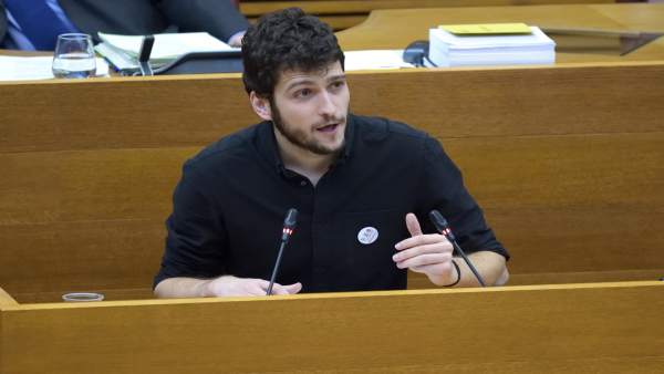 Podem exigeix a Camps que renuncie al CJC després de la confessió de Correa i demana a Bonig que deixe de defendre-li Podem exigeix a Camps que renuncie al CJC després de la confessió de Correa i demana a Bonig que deixe de defendre-li