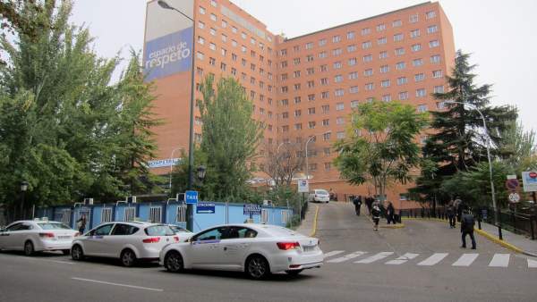 Hospital Clínico Universitario de Valladolid. Hospital Clínico Universitario de Valladolid.