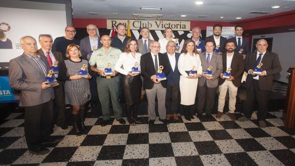 El presidente grancanario, Antonio Morales, junto al resto de premiados El presidente grancanario, Antonio Morales, junto al resto de premiados