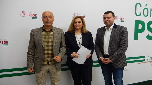 Hurtado, Serrano y Mármol en la sede del PSOE de Córdoba Hurtado, Serrano y Mármol en la sede del PSOE de Córdoba