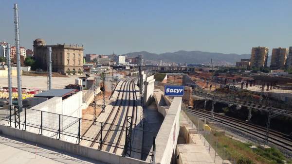 Obras del AVE en el barrio de la Sagrera, en Barcelona. Obras del AVE en el barrio de la Sagrera, en Barcelona.