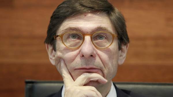 Goirigolzarri sobre l'impost a la banca per a pensions: "És un tema complex al que cal donar una solució global" Goirigolzarri sobre l'impost a la banca per a pensions: "És un tema complex al que cal donar una solució global"
