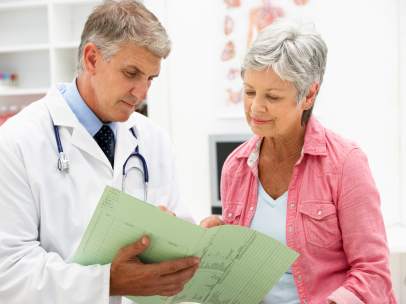 Mujer en el médico
