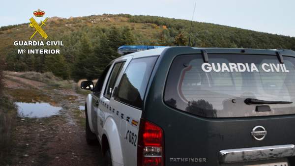 Zamora.- Coche de la Guardia Civil cerca del Cañón del Tera Zamora.- Coche de la Guardia Civil cerca del Cañón del Tera