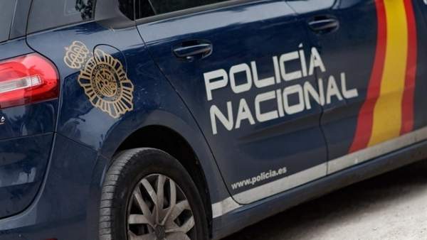 Coche de la Policía Nacional Coche de la Policía Nacional