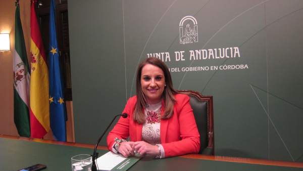 Esther Ruiz Esther Ruiz