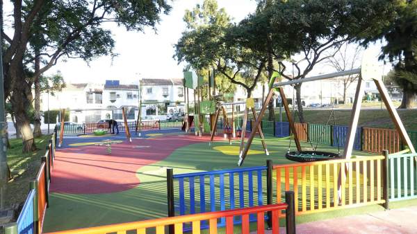 Parque infantil Teatinos Parque infantil Teatinos