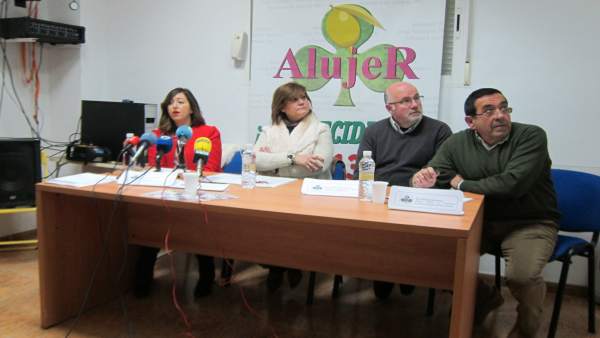 Rueda de prensa de Alujer Rueda de prensa de Alujer