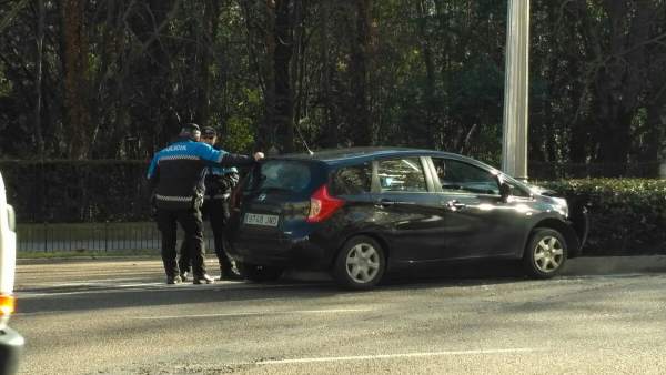 Vehículo siniestrado en el Paseo de Zorrilla. Vehículo siniestrado en el Paseo de Zorrilla.