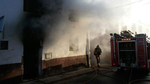Incendio en Alagón (Zaragoza) Incendio en Alagón (Zaragoza)
