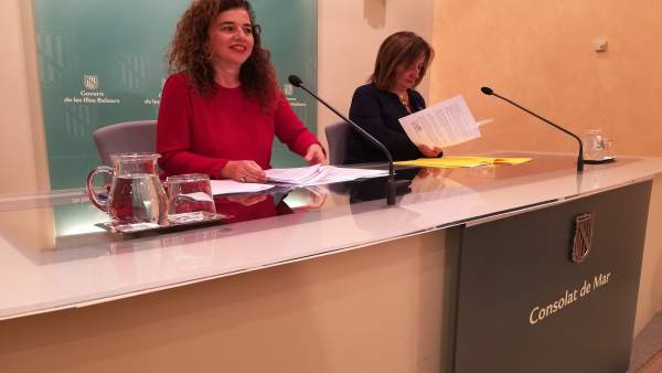 Pilar Costa Y Fanny Tur Pilar Costa Y Fanny Tur
