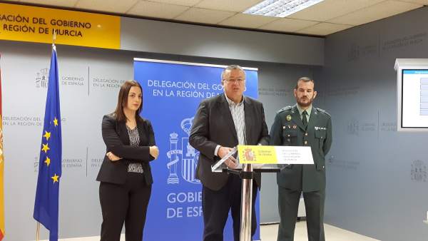 El delegado del Gobierno, Francisco Bernabé, en rueda de prensa El delegado del Gobierno, Francisco Bernabé, en rueda de prensa