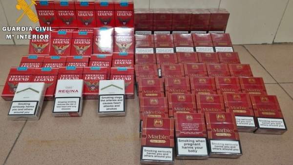 'La Guardia Civil Interviene En Una Tienda De Alimentación De Badajoz Un Centena 'La Guardia Civil Interviene En Una Tienda De Alimentación De Badajoz Un Centena