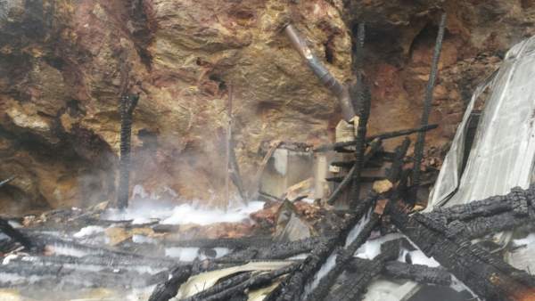 Recinto jirafas incendiado en Cabárceno Recinto jirafas incendiado en Cabárceno