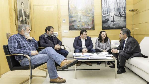 11:00.- Gobierno De Cantabria.
El Presidente De Cantabria, Miguel Ángel Revilla
11:00.- Gobierno De Cantabria.
El Presidente De Cantabria, Miguel Ángel Revilla