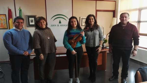 Recepción a la alumna de violín María del Mar Jurado. Recepción a la alumna de violín María del Mar Jurado.