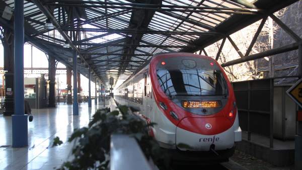Tren, trenes de Cercanías de Renfe en Madrid Tren, trenes de Cercanías de Renfe en Madrid