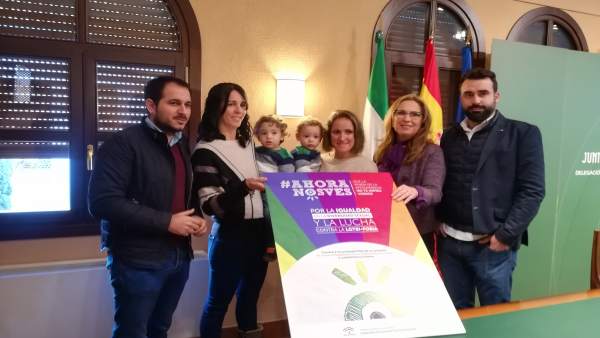 Autoridades en la presentación de la campaña Autoridades en la presentación de la campaña