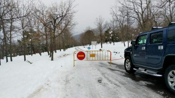 Prohibido el paso del tráfico rodado al Parque Natural del Moncayo. Prohibido el paso del tráfico rodado al Parque Natural del Moncayo.