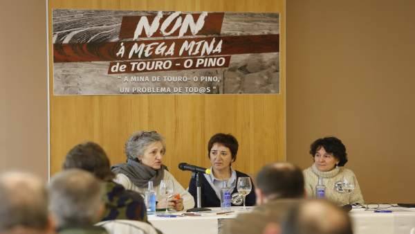 Eurodiputada Lídia Senra, jornada 'La mina de Touro-O Pino' Eurodiputada Lídia Senra, jornada 'La mina de Touro-O Pino'