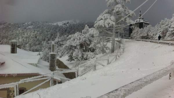 Nieve en la sierra de Madrid Nieve en la sierra de Madrid