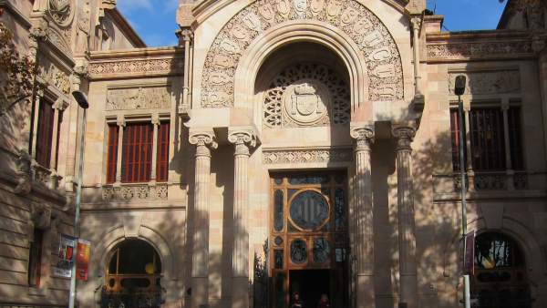 Fachada del Palau de Justícia, sede del TSJC y de la Audiencia de Barcelona. Fachada del Palau de Justícia, sede del TSJC y de la Audiencia de Barcelona.