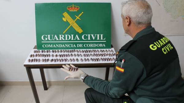 Droga intervenida por la Guardia Civil Droga intervenida por la Guardia Civil