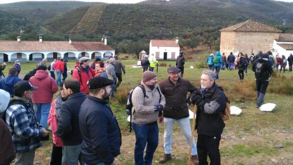 Np Iu Huelva Participa En Marcha Senderista Por Caminos Usurpados 14 Enero 2017 Np Iu Huelva Participa En Marcha Senderista Por Caminos Usurpados 14 Enero 2017
