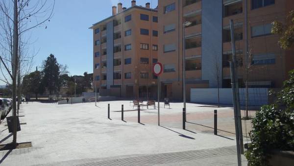 El bloque de pisos nuevos en el barrio de Arraona de Sabadell El bloque de pisos nuevos en el barrio de Arraona de Sabadell