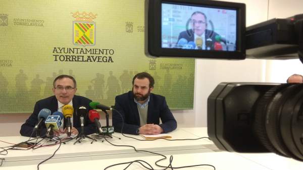 Rueda de prensa de Cruz Viadero y Otto Oyarbide Rueda de prensa de Cruz Viadero y Otto Oyarbide
