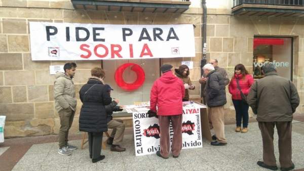 Recogida de reivindicacines de 'Soria ¡YA!' Recogida de reivindicacines de 'Soria ¡YA!'