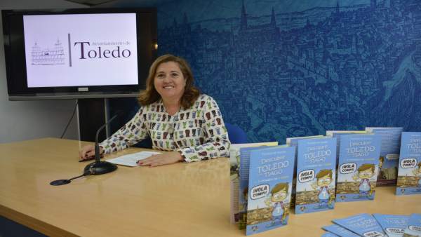 La edil en rueda de prensa La edil en rueda de prensa