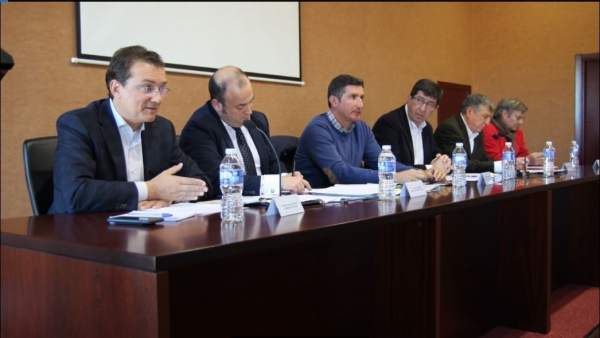 Reunión entre Ciudadanos y los regantes del Condado. Reunión entre Ciudadanos y los regantes del Condado.