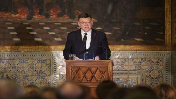 Puig durante la entrega del Premio Convivencia en el Palau Puig durante la entrega del Premio Convivencia en el Palau