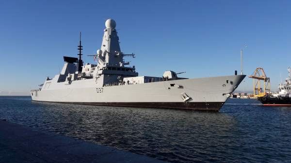 HMS Duncan de la Armada británica llega a Málaga HMS Duncan de la Armada británica llega a Málaga