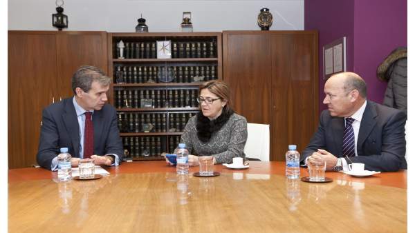 Reunión de la Diputación de Zamora con Renfe Reunión de la Diputación de Zamora con Renfe