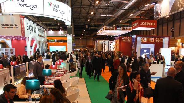 FITUR FITUR