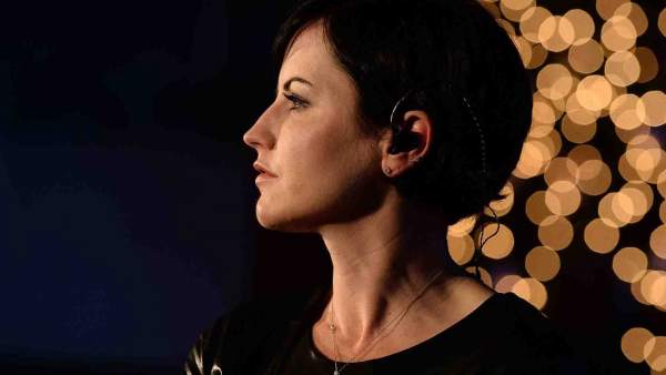 Dolores O'Riordan Dolores O'Riordan