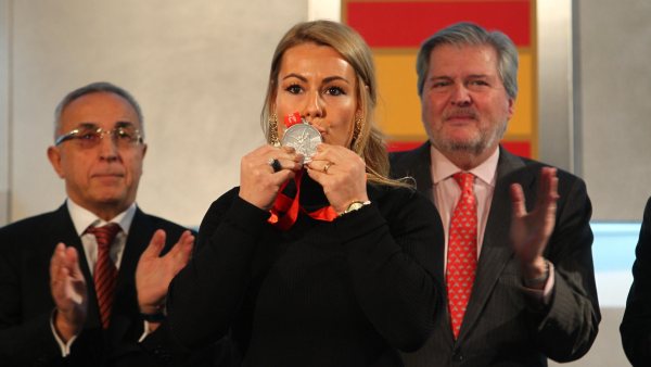 Lydia Valentín recibe la plata de Pekín 2008 Lydia Valentín recibe la plata de Pekín 2008