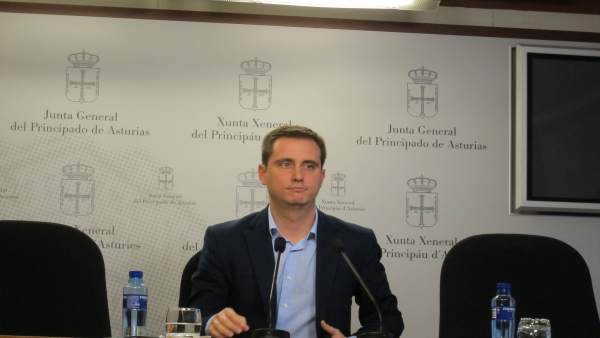 El Diputado Del PP En La Junta General David González Medina El Diputado Del PP En La Junta General David González Medina