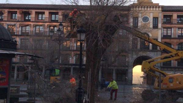 Gmpp Toledo ( Nota De Prensa, Fotografía E Imágenes Plaza Zocodover) Sonsoles Ga Gmpp Toledo ( Nota De Prensa, Fotografía E Imágenes Plaza Zocodover) Sonsoles Ga