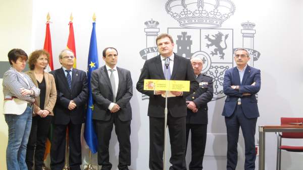 Bretón y Rubio informan acuerdo prácticas alumnos Bretón y Rubio informan acuerdo prácticas alumnos