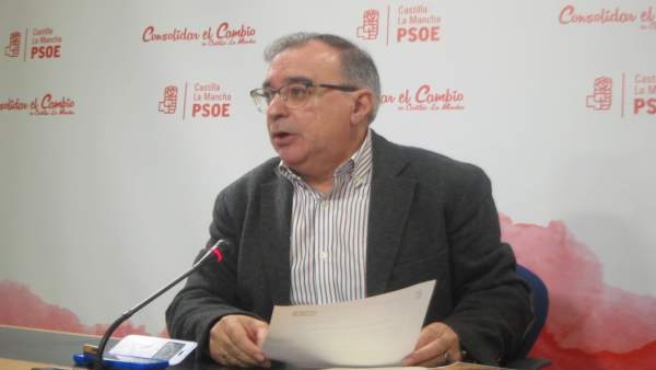 Mora en rueda de prensa Mora en rueda de prensa