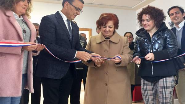 Inauguración del tanatorio de Santa Bárbara de Casa, en Huelva. Inauguración del tanatorio de Santa Bárbara de Casa, en Huelva.