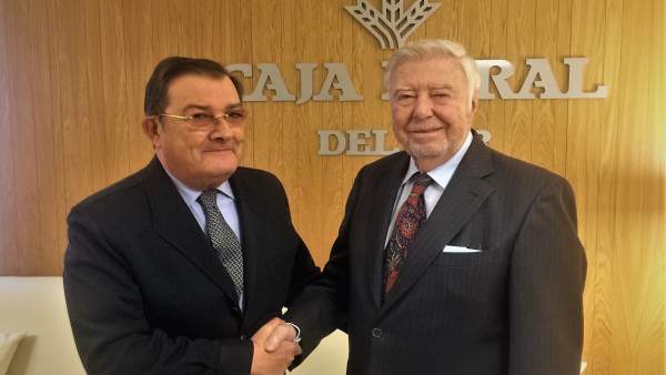 Acuerdo entre el Consejo de Hermandades y Cofradías y Caja Rural del Sur Acuerdo entre el Consejo de Hermandades y Cofradías y Caja Rural del Sur
